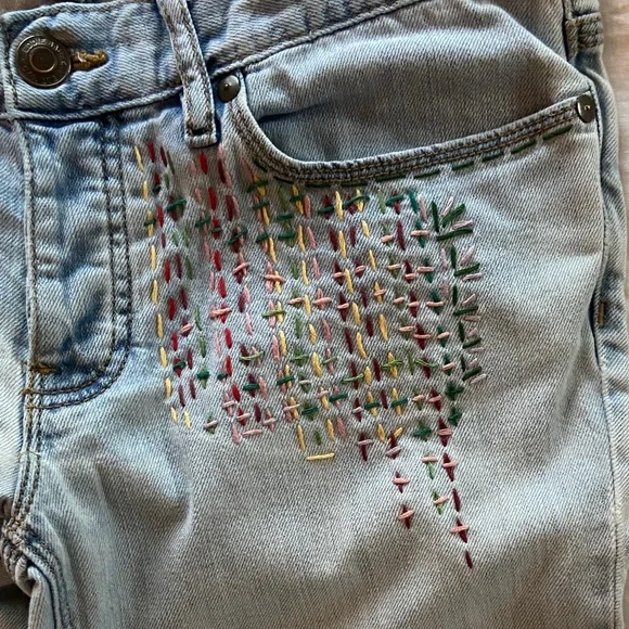 Eddie Bauer Hand Embroidered Light Blue Jeans - Picture 2 of 9
